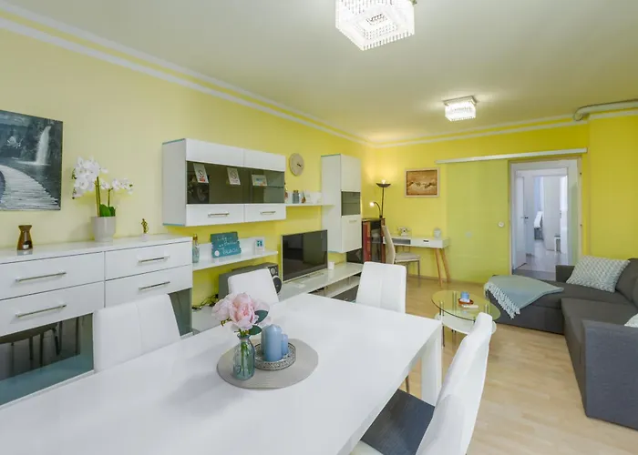 Seaview Apartment